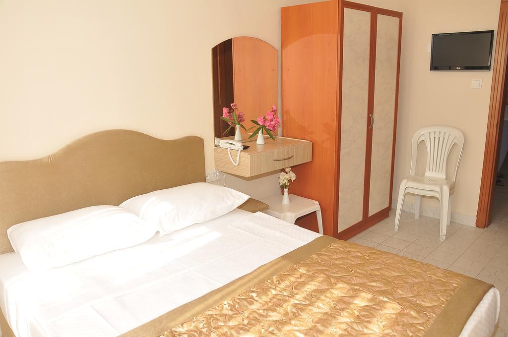 Exenia Hotel אלאניה מראה חיצוני תמונה