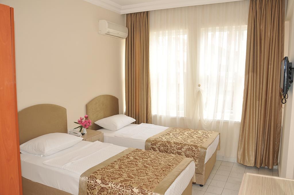 Exenia Hotel אלאניה מראה חיצוני תמונה